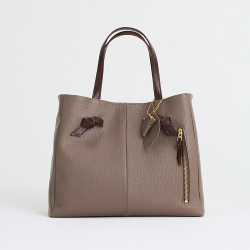 結び手提げトート シュリンク モカ